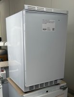 AMICA UKSD 361 951 Unterbau-Kühlschrank, 815 mm Nische Kühlschrank (82 l, EEK: E, 815 mm hoch}, Weiß)