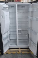 Hisense Side by side RSIM535AFE, Wasser-/Eisspender, NoFrost, mit Wassertank, Made in Europe, EEK: E (A-G), gleichmäßige Luftzufuhr, Luftverteilung und Kühlung im gesamten Kühlschrankinnenraum Dank MultiFlow 360°