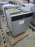 BOSCH vollintegrierbarer Geschirrspüler Serie 4 SMV4EVX08E, Besteckschublade, EEK: B