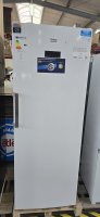 Beko RFNE448E45W Freistehender Gefrierschrank, 404 Liter Volumen, EEK: D, Rauminhalt gesamt: 404 Liter, No Frost – nie wieder abtauen!, Weiß