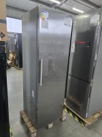 Siemens GS36NVIEP Freistehender Gefrierschrank, 242 Liter Volumen, EEK: E, Nutzinhalt: 242 Liter, No Frost – nie wieder abtauen!, Silberfarben
