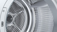Bosch WQG235D00 Wärmepumpentrockner, EEK: C, Selbstreinigender Kondensator, Halbe Beladung, Reversierende Trommel, Auto Dry trocknet deine Wäsche genau so, wie du es wünschst.