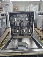 BEKO vollintegrierbarer Geschirrspüler BDIN16420, EEK: E, Besteckkorb, HygieneIntense, GlassShield - Glasschutzsystem, Quick&Shine