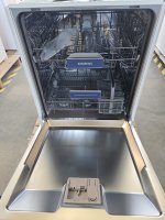 SIEMENS teilintegrierbarer Geschirrspüler iQ300 SN53ES04TE, 13 Maßgedecke, Automatische Türöffnung für Effizienz, flexible Körbe