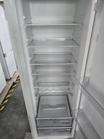 Beko BSSA315E4FN Kühlschrank, EEK E, 5 cm, 309 l, weiß, Einbau, 177, 5 cm hoch, Festtür