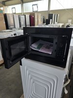 SIEMENS BF523LMB3, Einbau Mikrowelle (800 Watt, 20 l Garraum-Volumen)