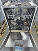 Beko vollintegrierbarer Geschirrspüler BDIN16420, 12,9 l, 14 Maßgedecke, HygieneIntense & GlassShield – hygienisch rein, sicher für dein Glas