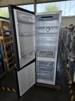 Beko B5RCNA346HG Kühl-/Gefrierkombination, Freistehend 301 l Grau