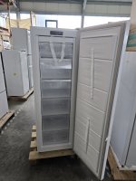 Gorenje FN4172CW Freistehend 194 l Weiß, EEK: E = 219 kWh/Jahr, No Frost – nie wieder abtauen!, Türanschlag wechselbar,