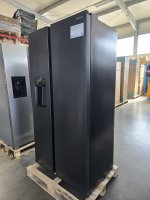 Hisense Side-by-Side MS91528FC, mit Wasser-/Eisspender, kein Festwasseranschluss dank Tank, EEK: C = 199 kWh/Jahr